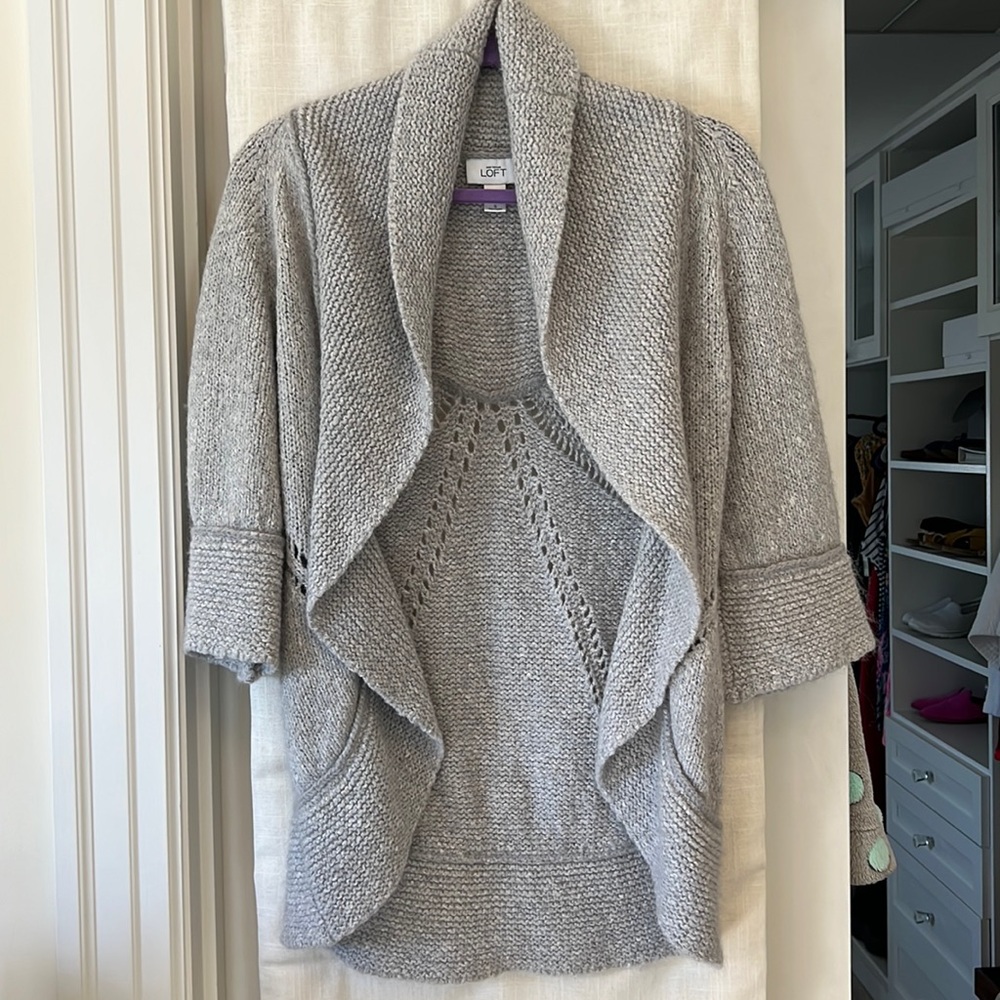 Loft 3/4 Sleeve Gray Sweater Small